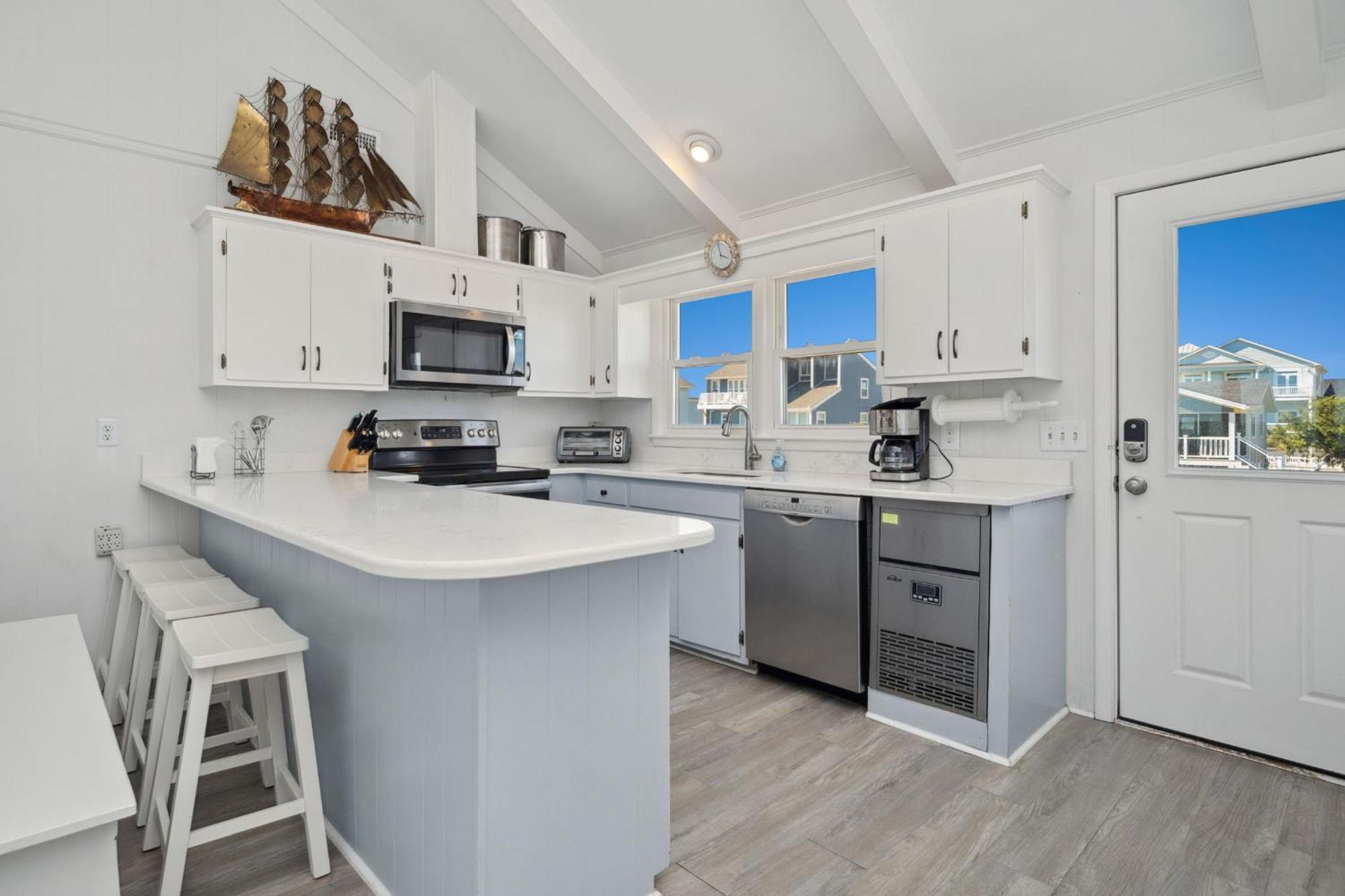 Re-Juvenated Villa Oak Island Ngoại thất bức ảnh