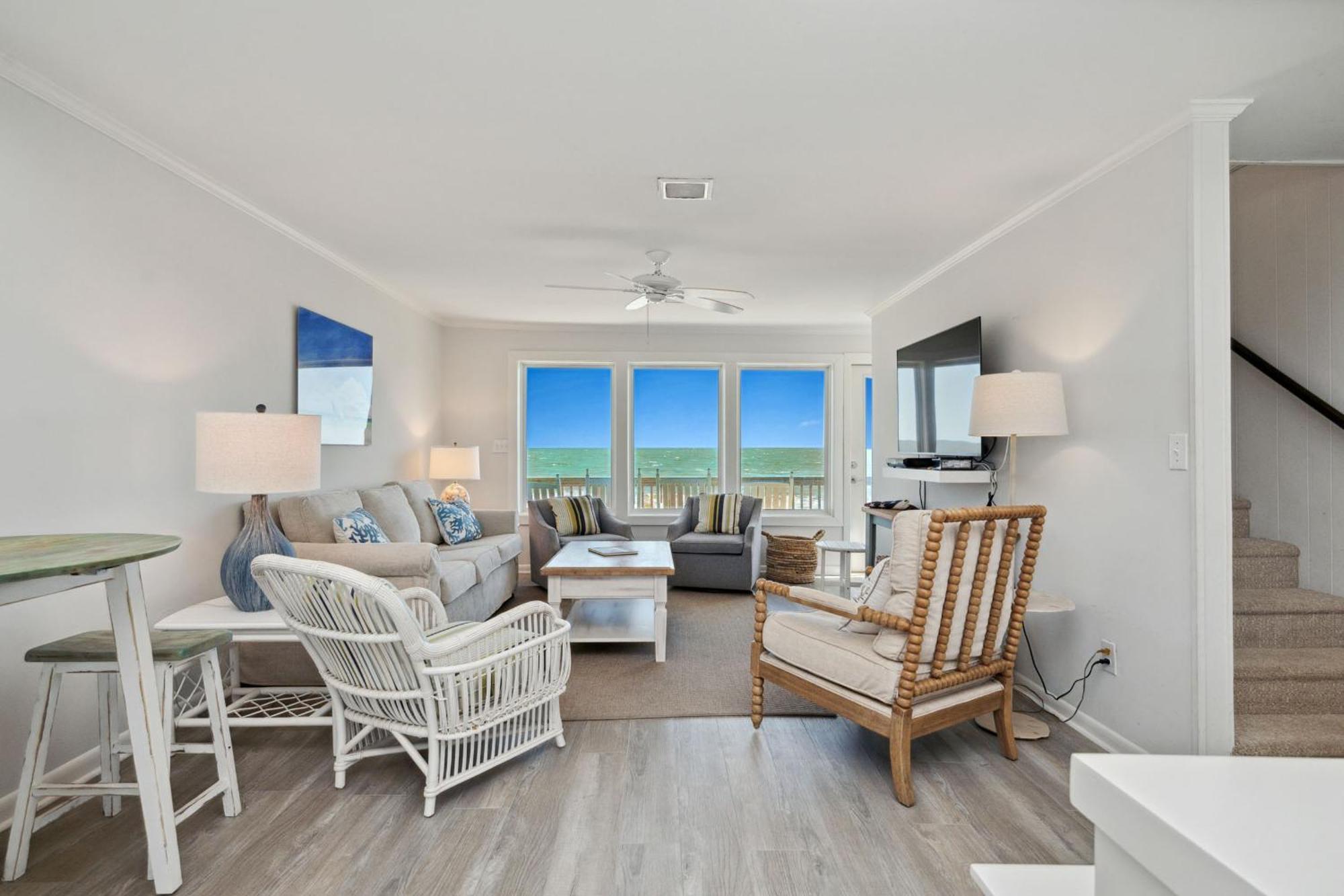 Re-Juvenated Villa Oak Island Ngoại thất bức ảnh