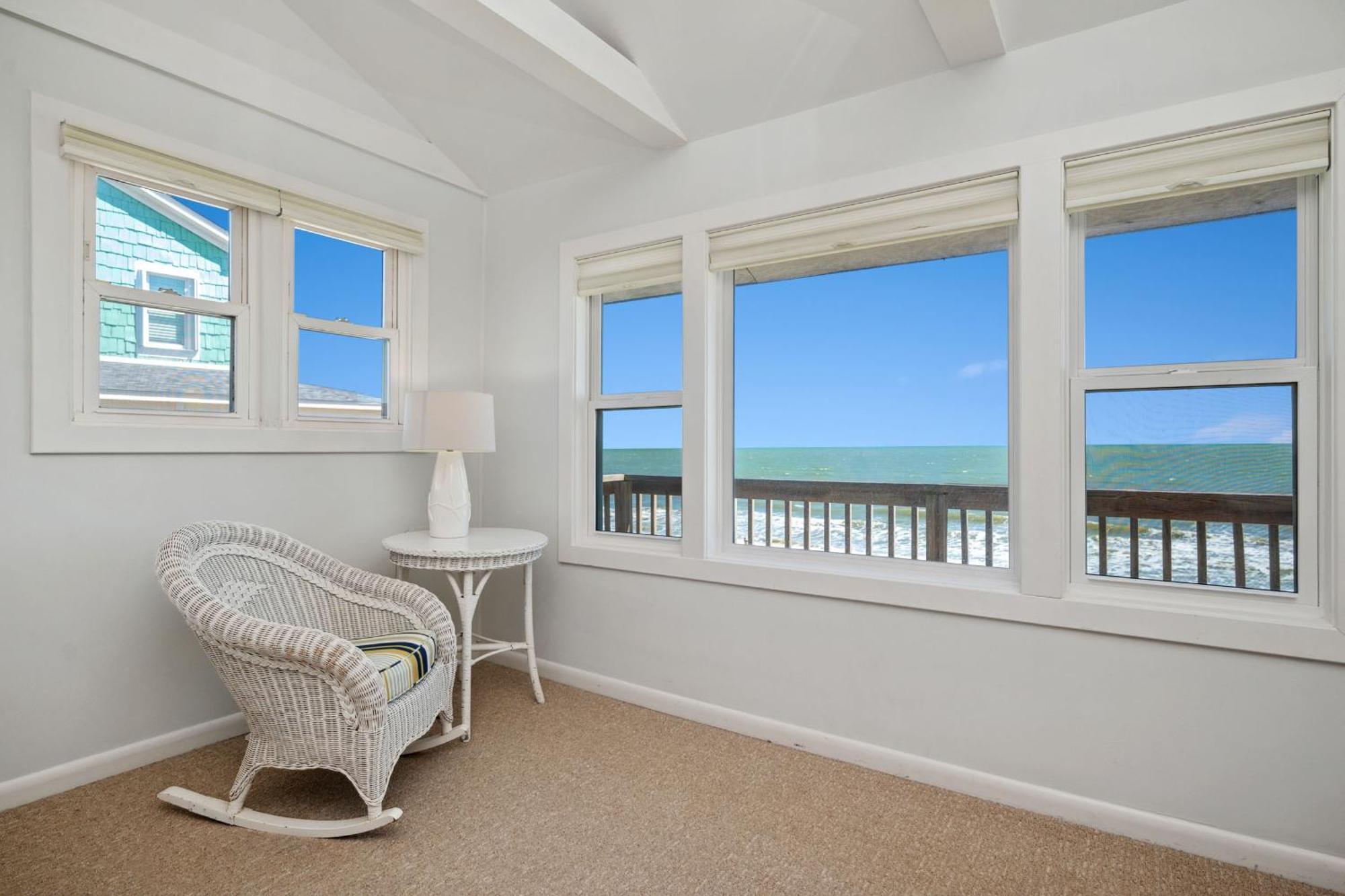 Re-Juvenated Villa Oak Island Ngoại thất bức ảnh