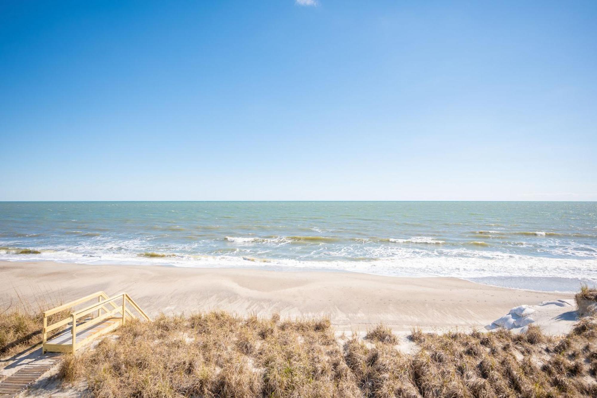 Re-Juvenated Villa Oak Island Ngoại thất bức ảnh