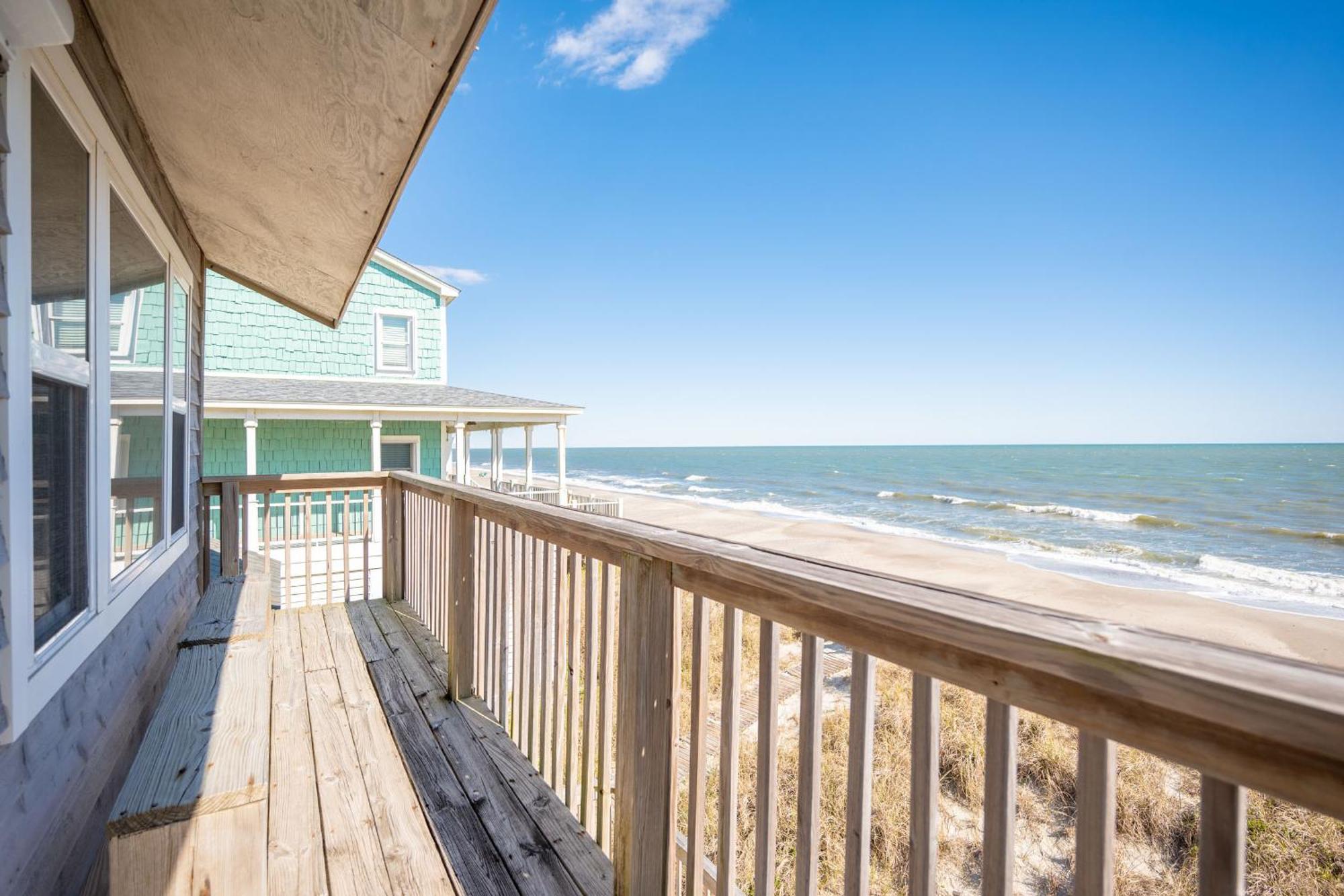 Re-Juvenated Villa Oak Island Ngoại thất bức ảnh